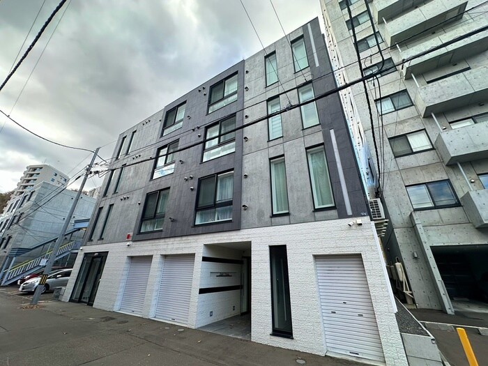 物件外観写真2　(その他)