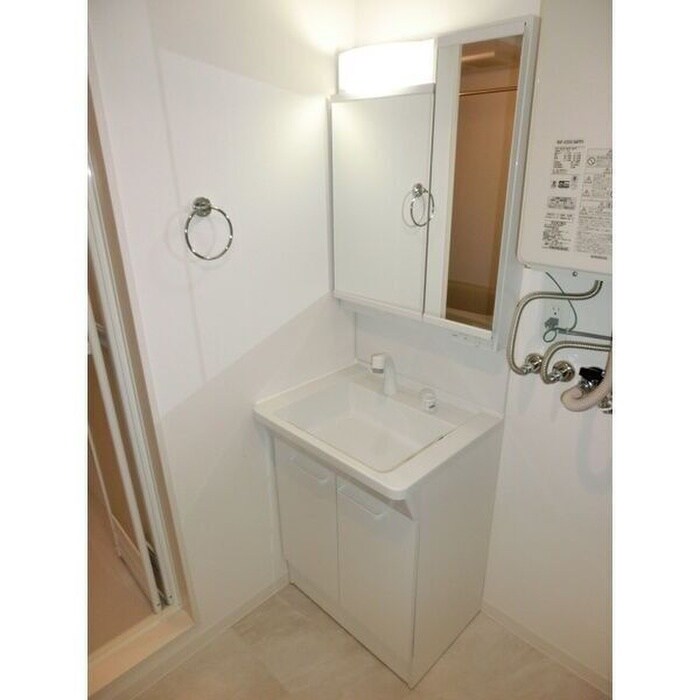 物件内観写真12　(洗面)