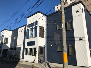ノーヴェ月寒中央外観写真