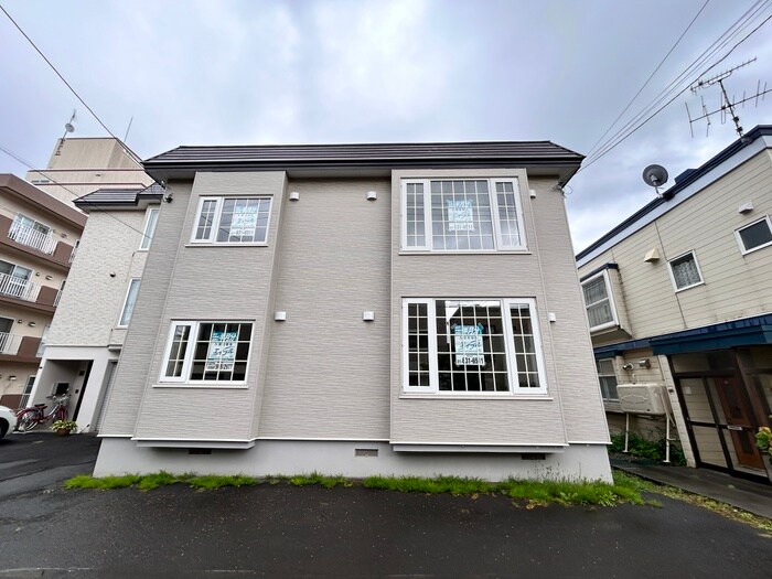 物件外観写真2　(外観写真)