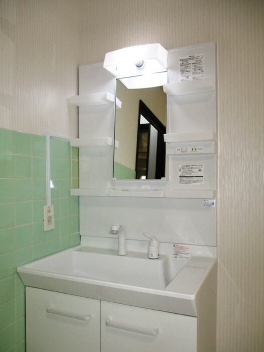 物件内観写真13　(洗面)