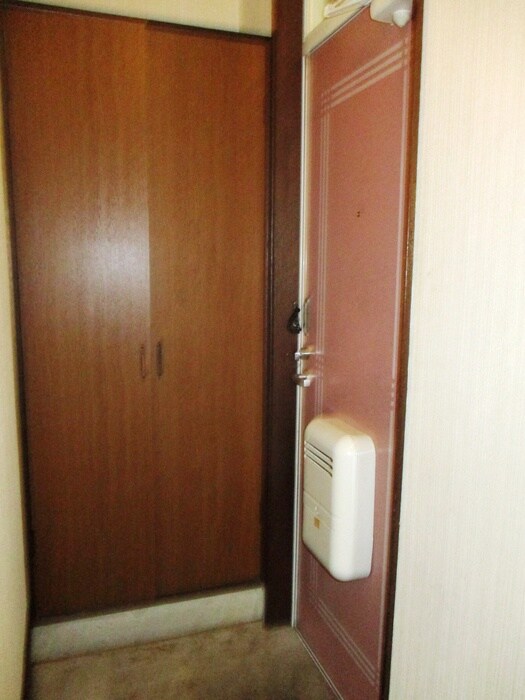 物件内観写真21　(玄関)