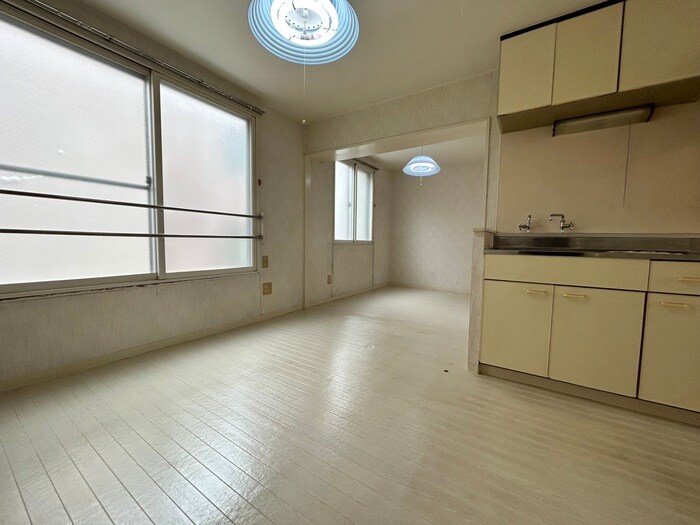 物件内観写真4　(居室)