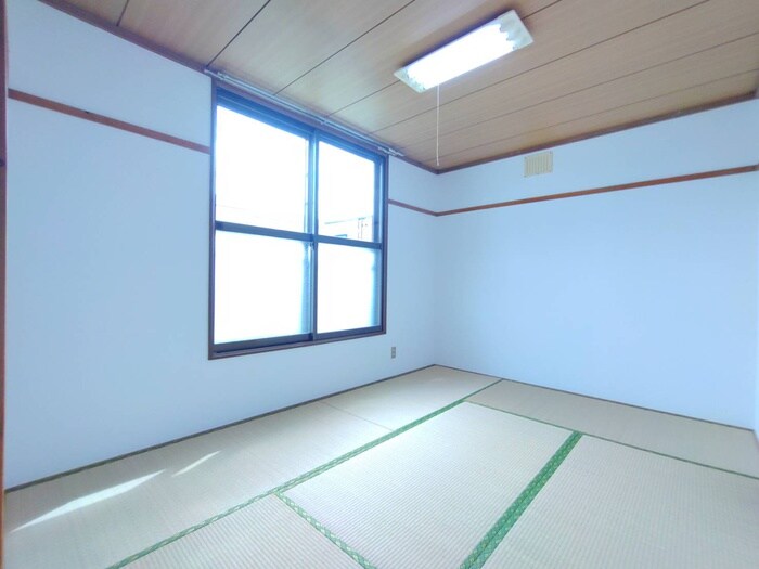 物件内観写真9　(居室)