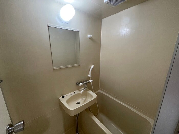 物件内観写真13　(バス／シャワールーム等)