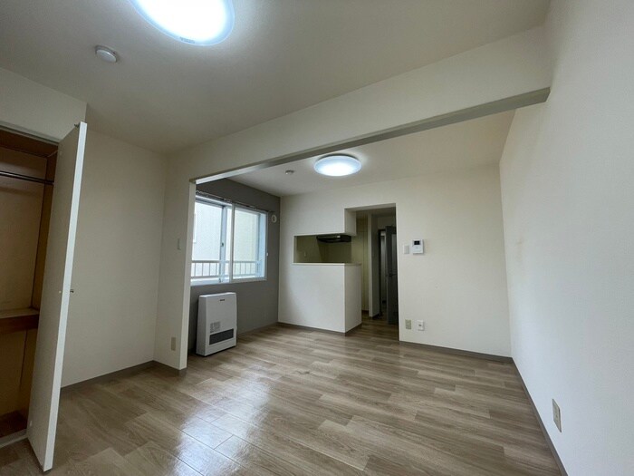 物件内観写真19　(居室)