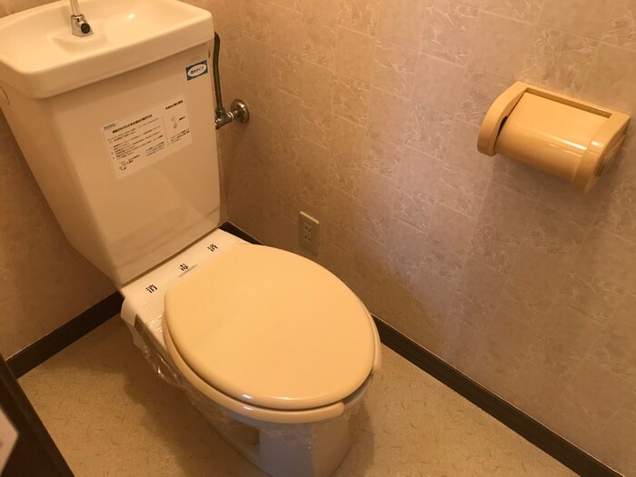 物件内観写真16　(トイレ)
