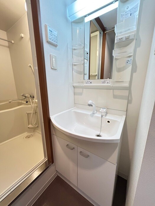 物件内観写真14　(洗面)