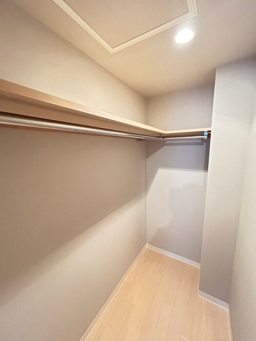 物件内観写真15　(収納)