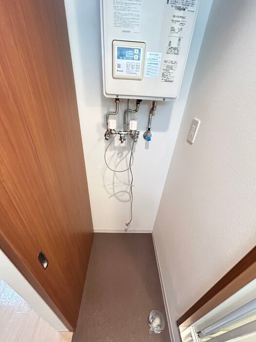 物件内観写真18　(洗濯機置場)