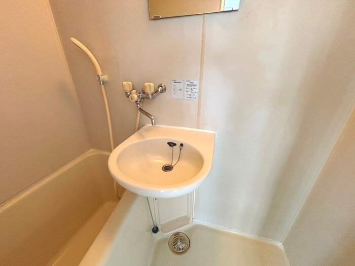 物件内観写真11　(洗面)