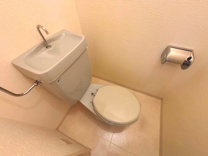 物件内観写真13　(トイレ)