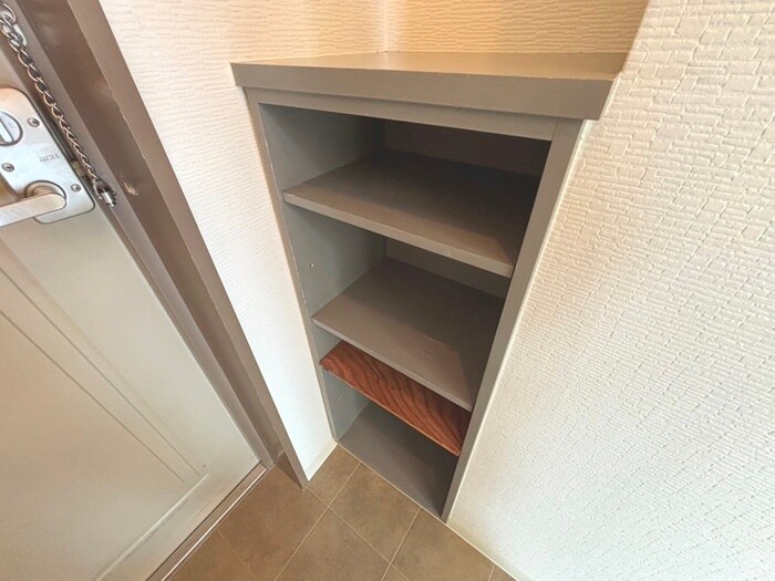物件内観写真14　(靴箱)
