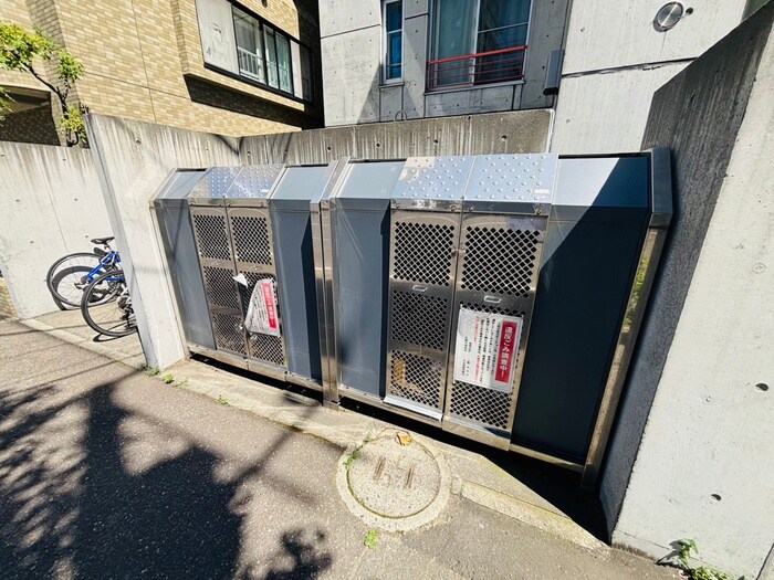 物件外観写真6　(建物設備)