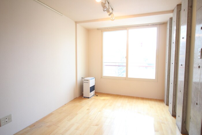 物件内観写真11　(居室)