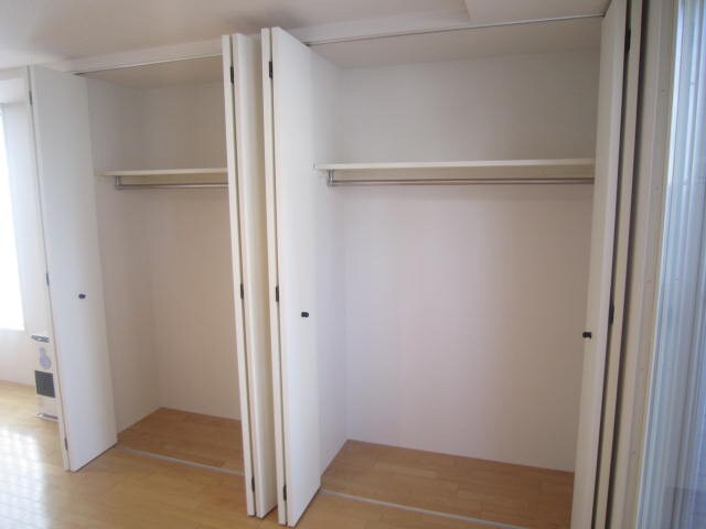 物件内観写真11　(収納)
