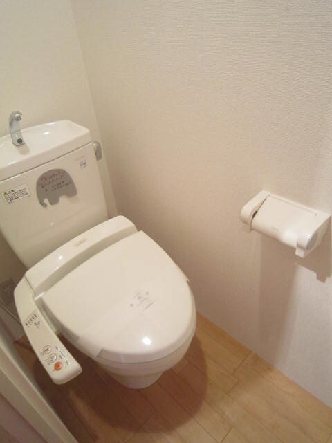 物件内観写真14　(トイレ)