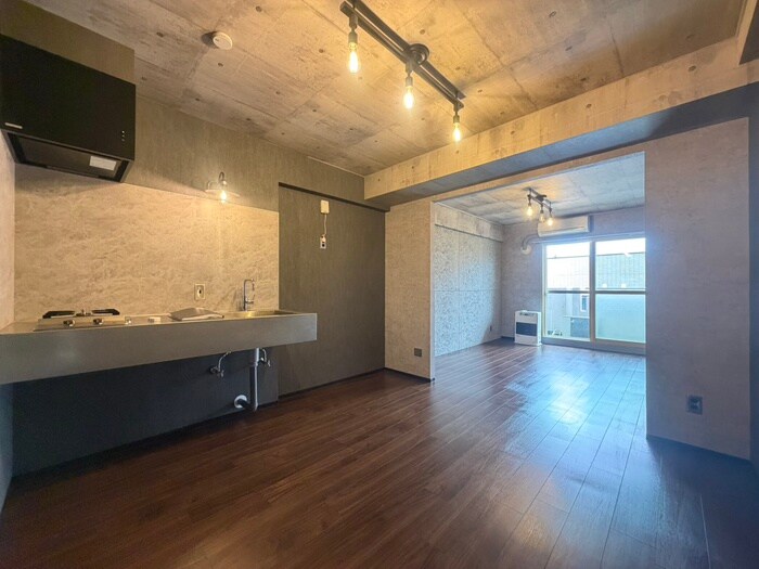 物件内観写真2　(居室)