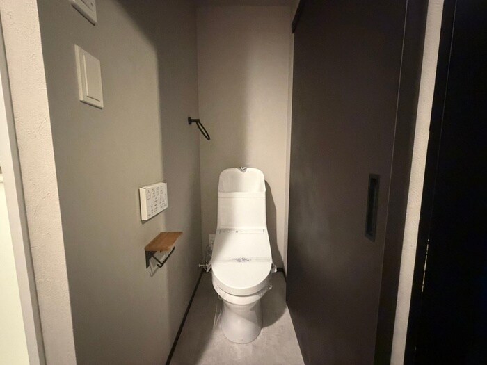 物件内観写真9　(トイレ)