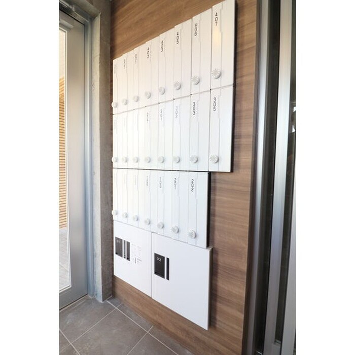 物件外観写真4　(建物設備)