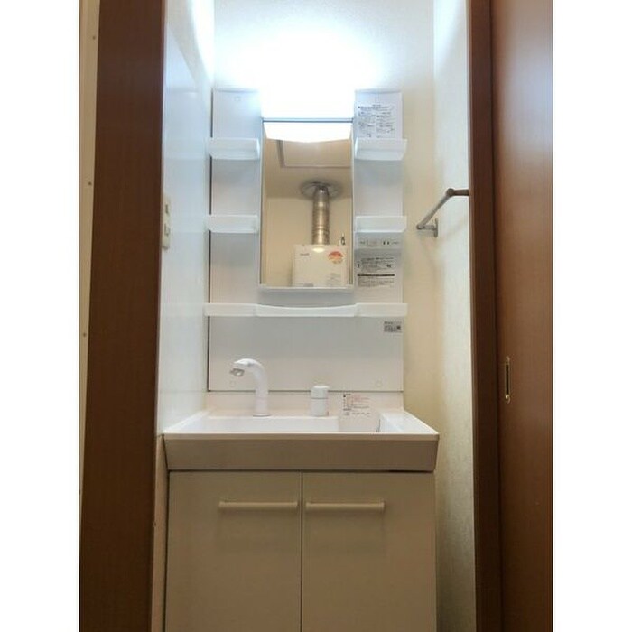 物件内観写真11　(洗面)