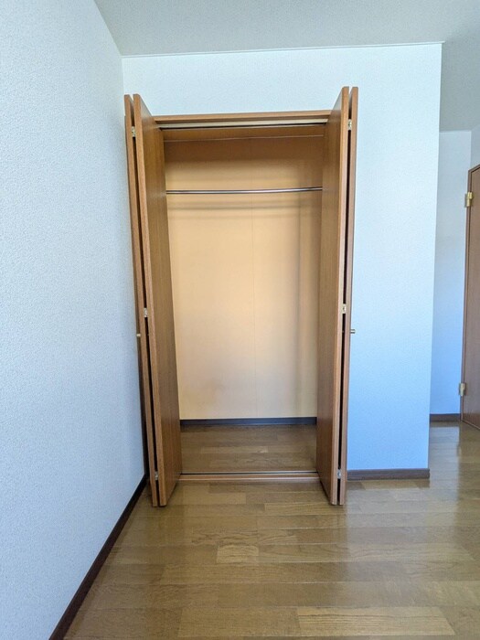 物件内観写真15　(収納)
