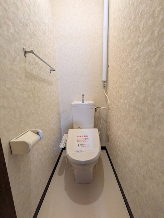 物件内観写真17　(トイレ)