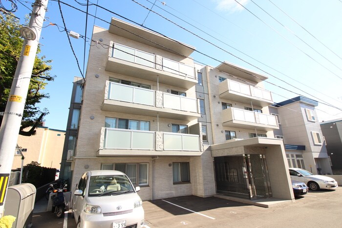 物件外観写真6　(外観写真)