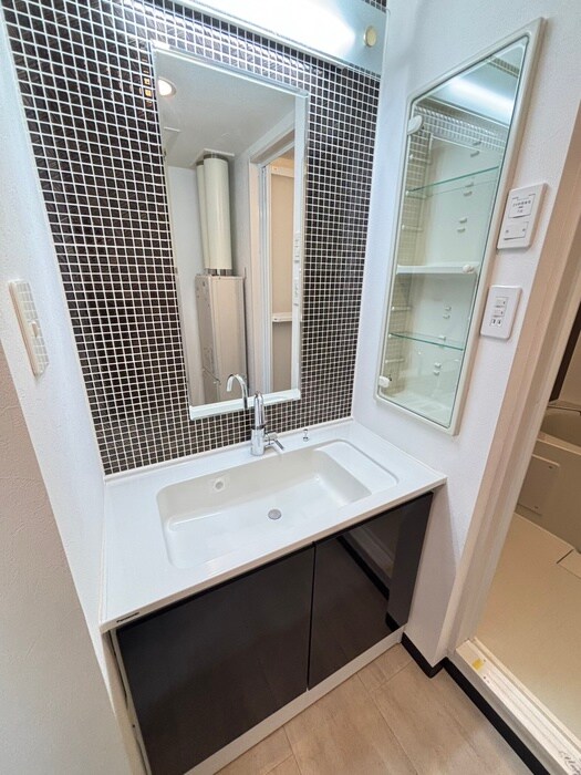 物件内観写真14　(洗面)