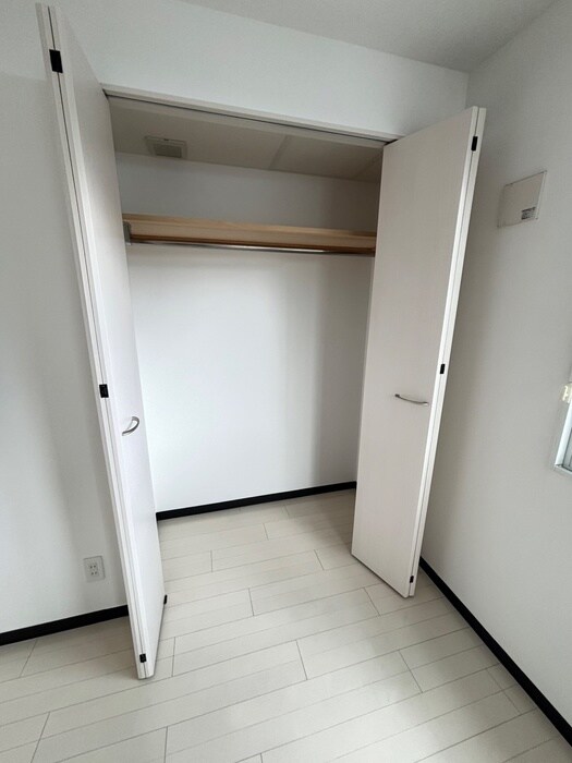 物件内観写真15　(収納)