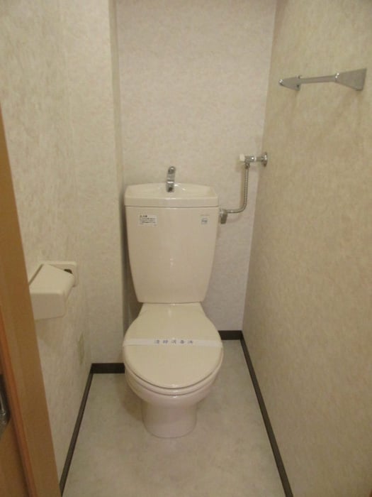 物件内観写真10　(トイレ)