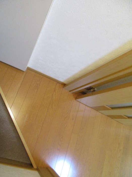 物件内観写真16　(玄関)