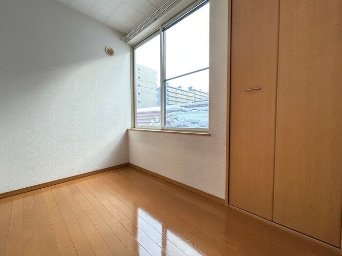 物件内観写真16　(居室)