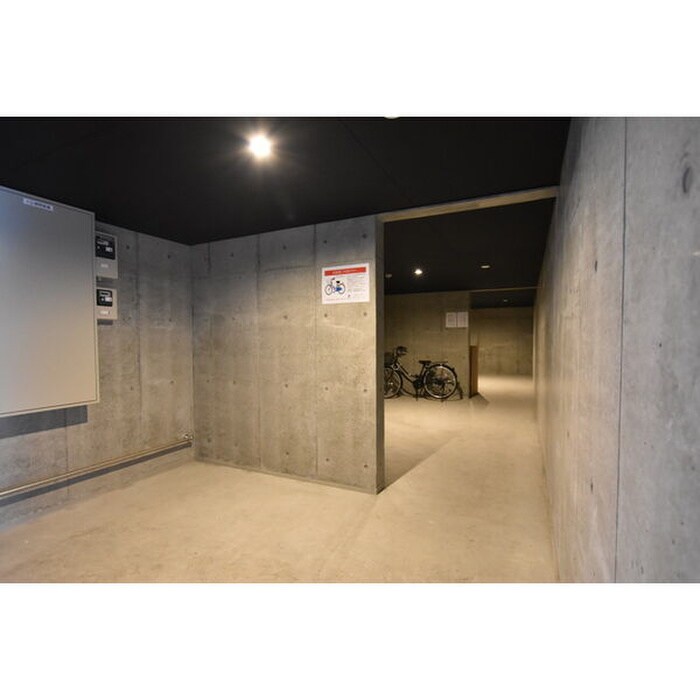 物件外観写真4　(駐車場)