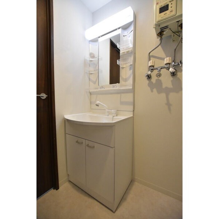 物件内観写真11　(洗面)