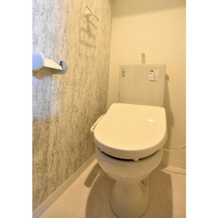 物件内観写真13　(トイレ)