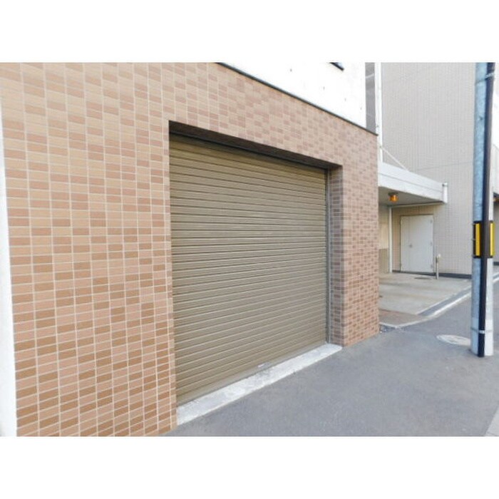 物件外観写真6　(駐車場)