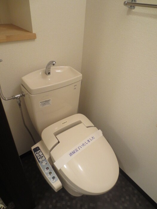 物件内観写真11　(トイレ)