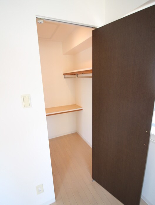 物件内観写真17　(収納)