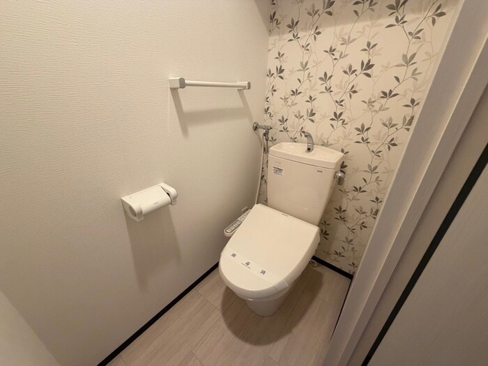 物件内観写真13　(トイレ)