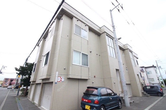 テラスハウス北郷