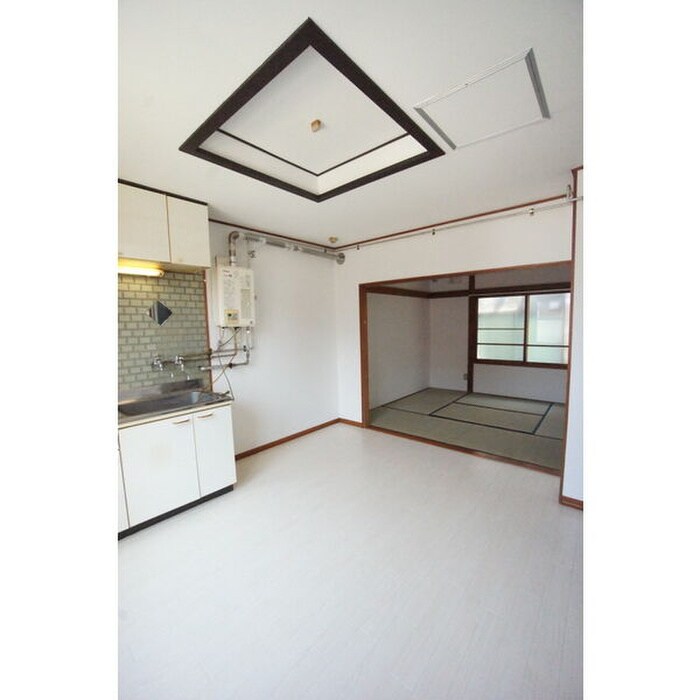 物件内観写真6　(居室)