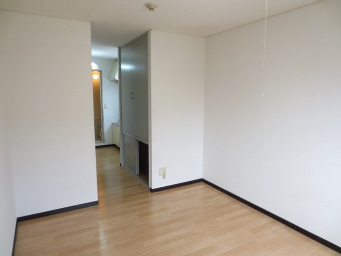 物件内観写真6　(居室)