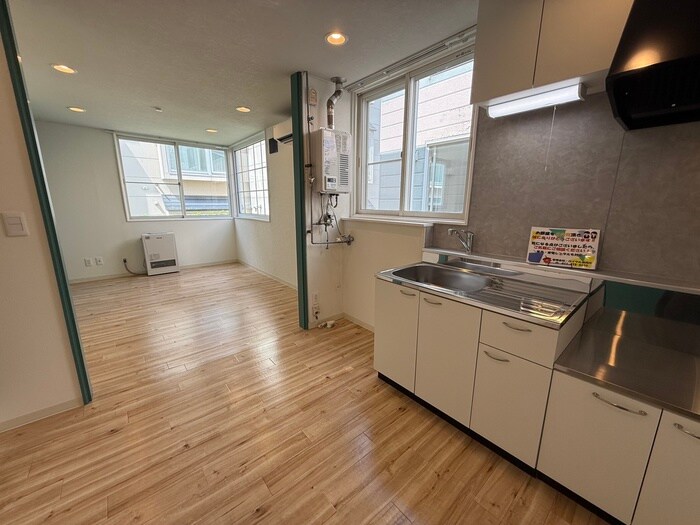 物件内観写真12　(キッチン)