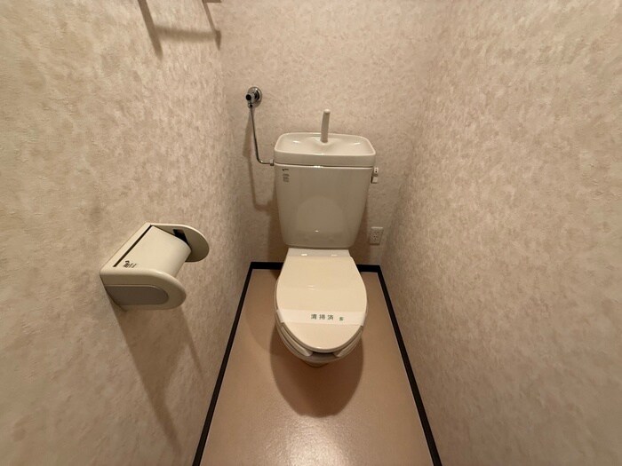 物件内観写真14　(トイレ)