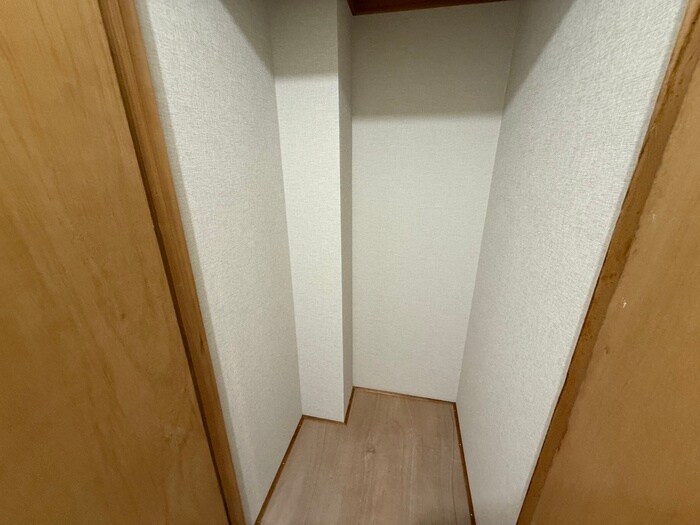 物件内観写真16　(収納)