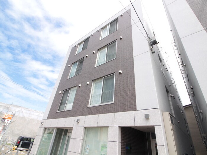 物件外観写真1　(外観写真)