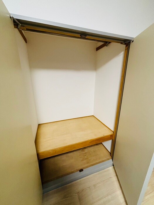 物件内観写真15　(収納)