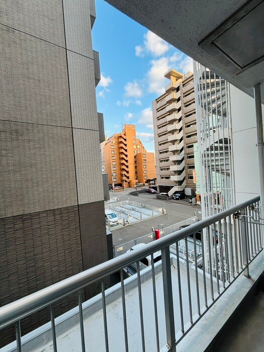 物件内観写真20　(室内からの展望)