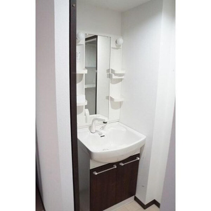 物件内観写真10　(洗面)